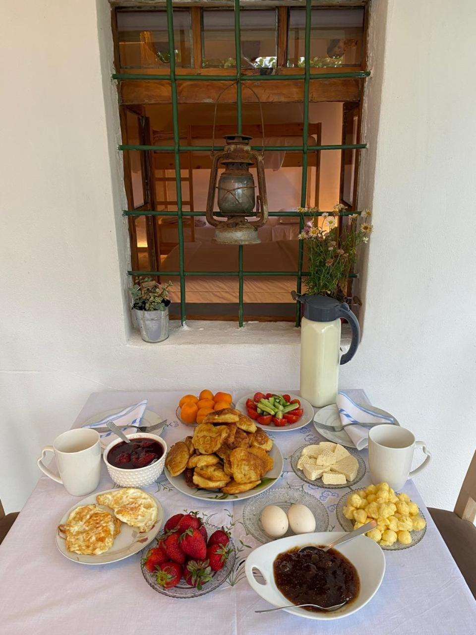 Guesthouse Vitoria - Mrizi I Zanave Fishte Zewnętrze zdjęcie